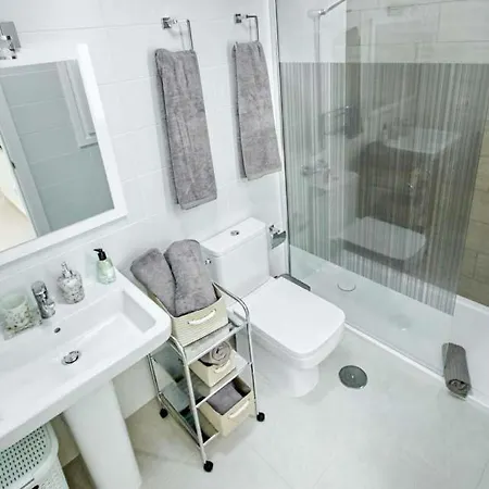 Playa De Fanabe Sleeps 8 Pool Air Con Wifi